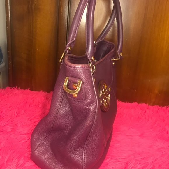 COPY - Tory Burch Amanda satchel - Picture 6 of 10